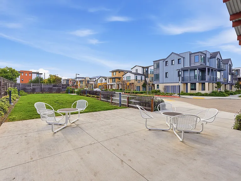 15036 Briggs Ct — Photo 14