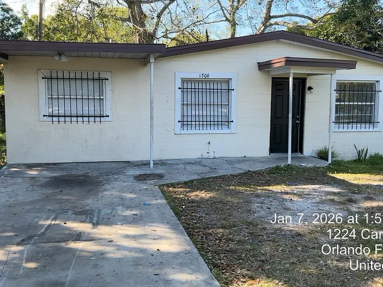 1306 Carlsbad Pl — Photo 2