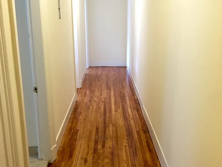 Brighton Avenue Apartments, 19-25 — Photo 10