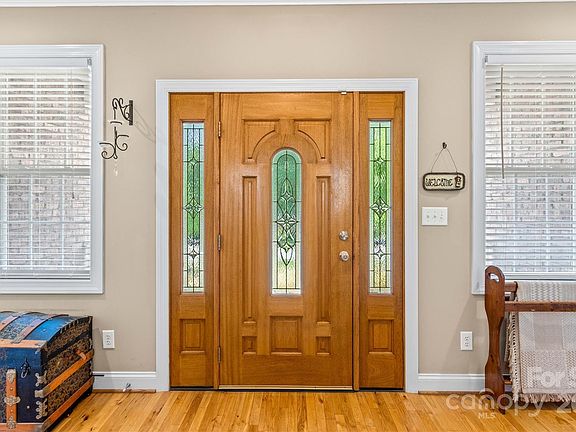 3rd image of 2654 Fines Creek Dr
