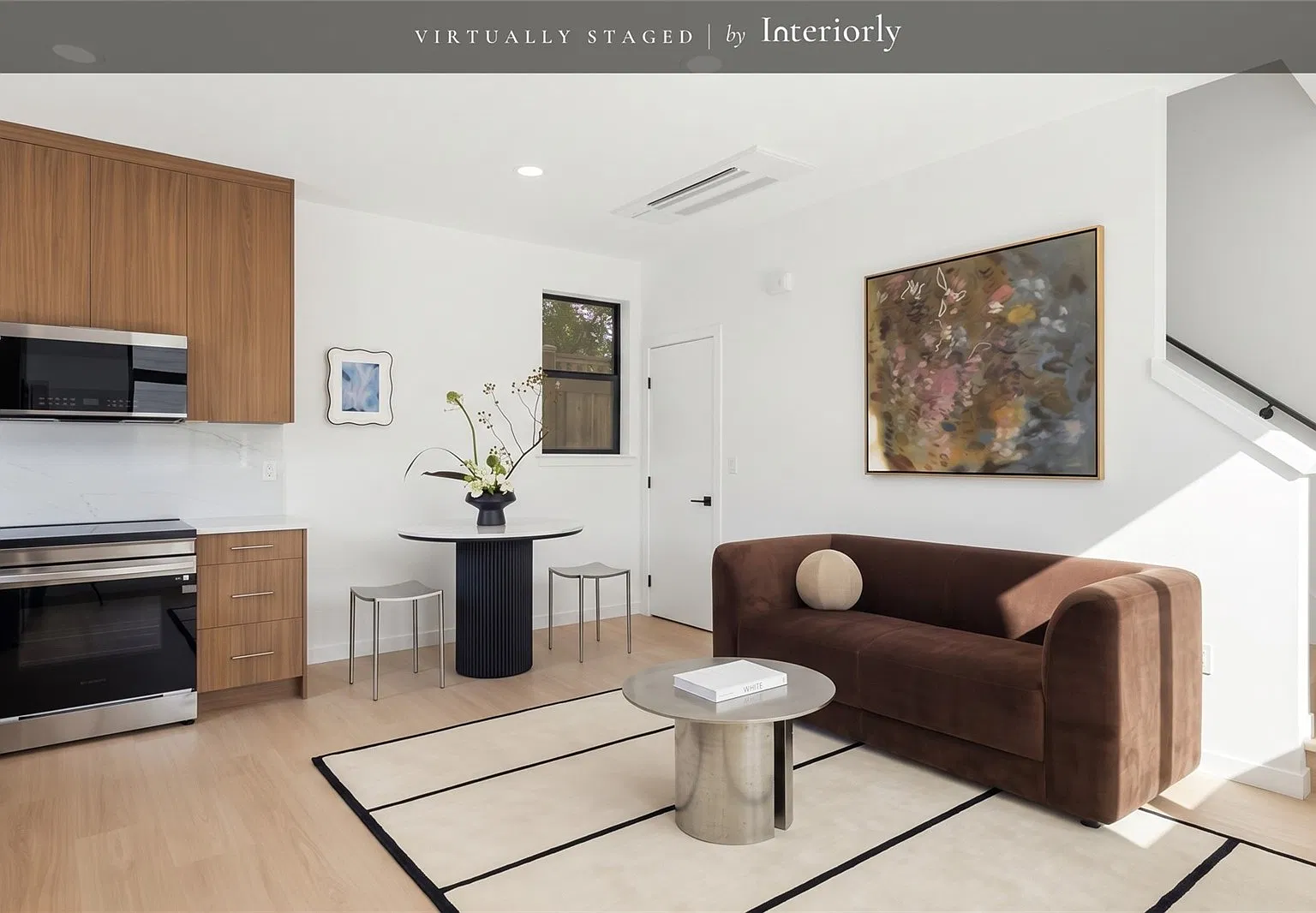 2 bed, 1077 sqft, $2,600 — Photo 3