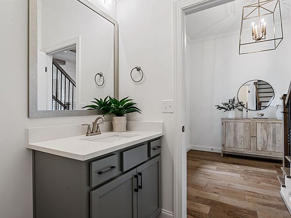 7th image of this home