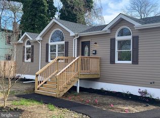 533 N 3rd St, Millville, NJ 08332