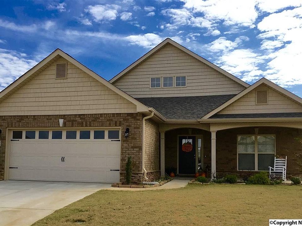 1st image of 4402 Epharaim Cir SE