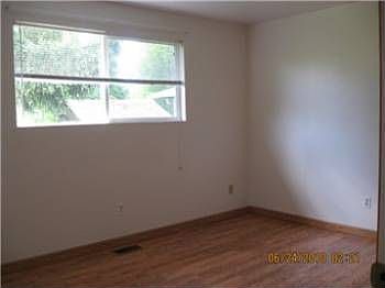 3rd image of 5810 64th Ave NE