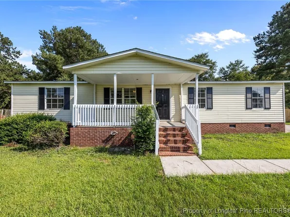 52 Popy Ln, Parkton, NC 28371