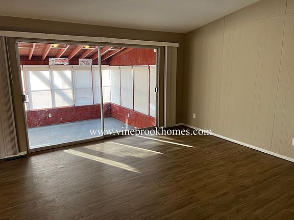 4th image of 970 Grenoble Ln