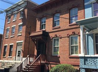 13 Dubois St, Newburgh, NY 12550