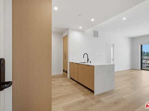 3555 Overland Ave, Los Angeles, CA