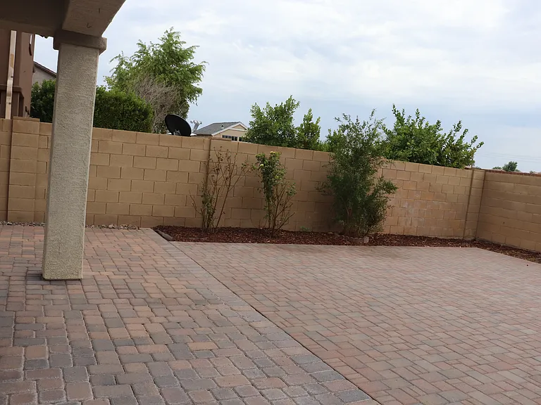 7373 W Monte Cristo Ave — Photo 43
