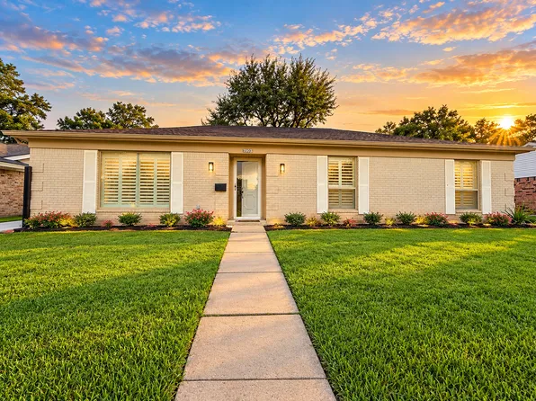 7903 Augustine Dr, Houston, TX 77036