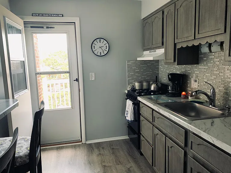 3562 Simpson Ave #2 — Photo 8
