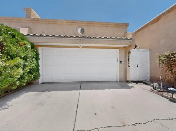 212 Manzano St NE APT A, Albuquerque, NM 87108