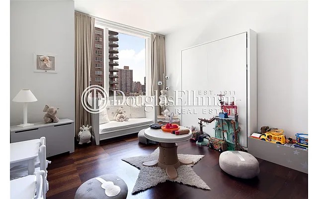 Sold by Douglas Elliman | media 16