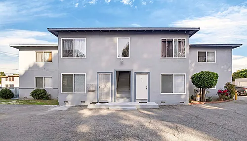1316 1/2 W Anaheim St Photo 1
