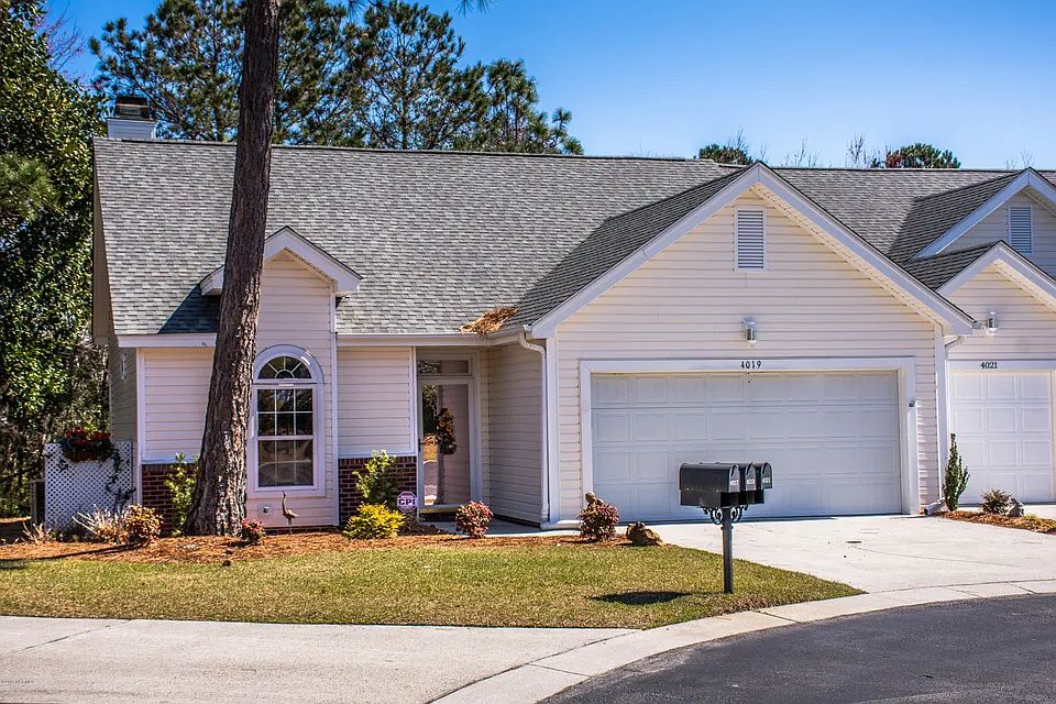 1st image of 4025 Hearthside Dr