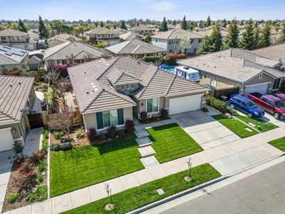 2945 W Perez Avenue, Visalia, CA, 93291
