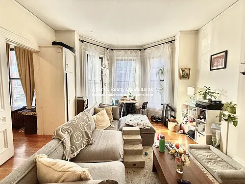 337 Beacon St #4 Photo 1