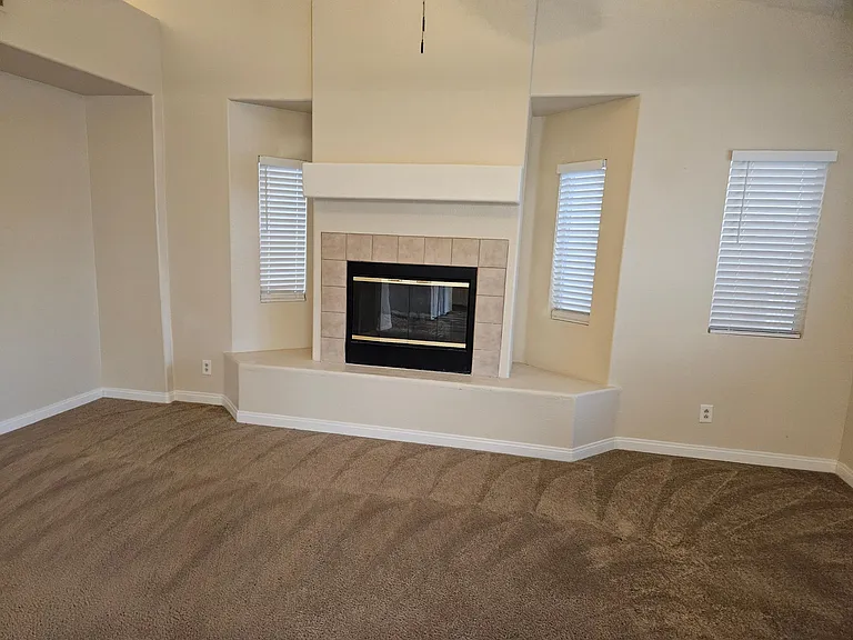 2418 Paradise Isle Ave — Photo 12