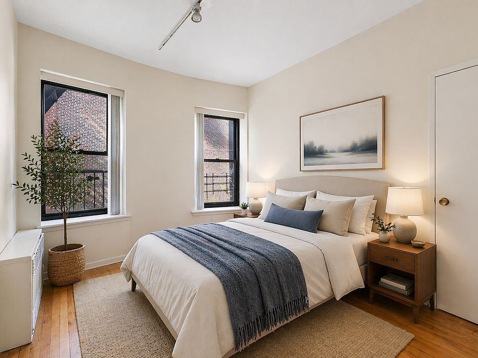 2nd image of 160 E 91st St APT 3A