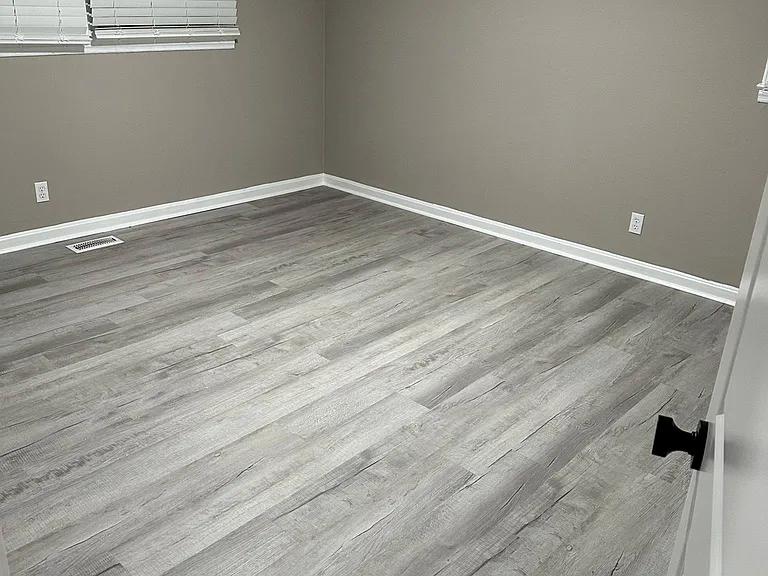 102 Belair Rd — Photo 14