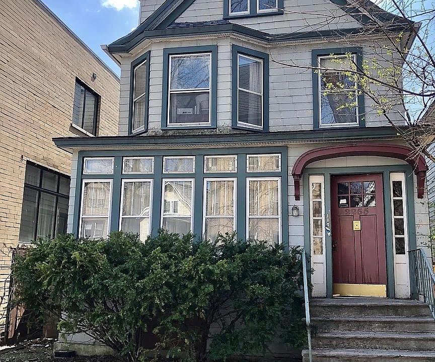 1st image of 2255 W Winnemac Ave #2