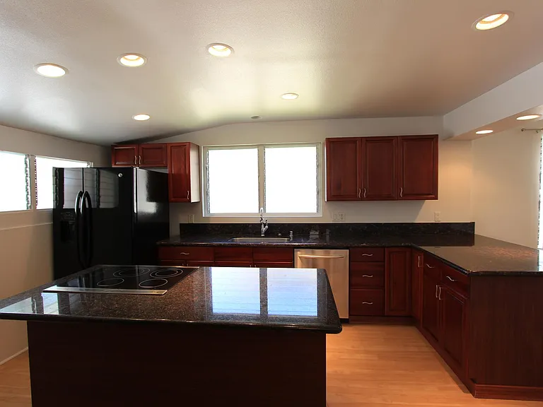 3258 Kaimuki Ave — Photo 4