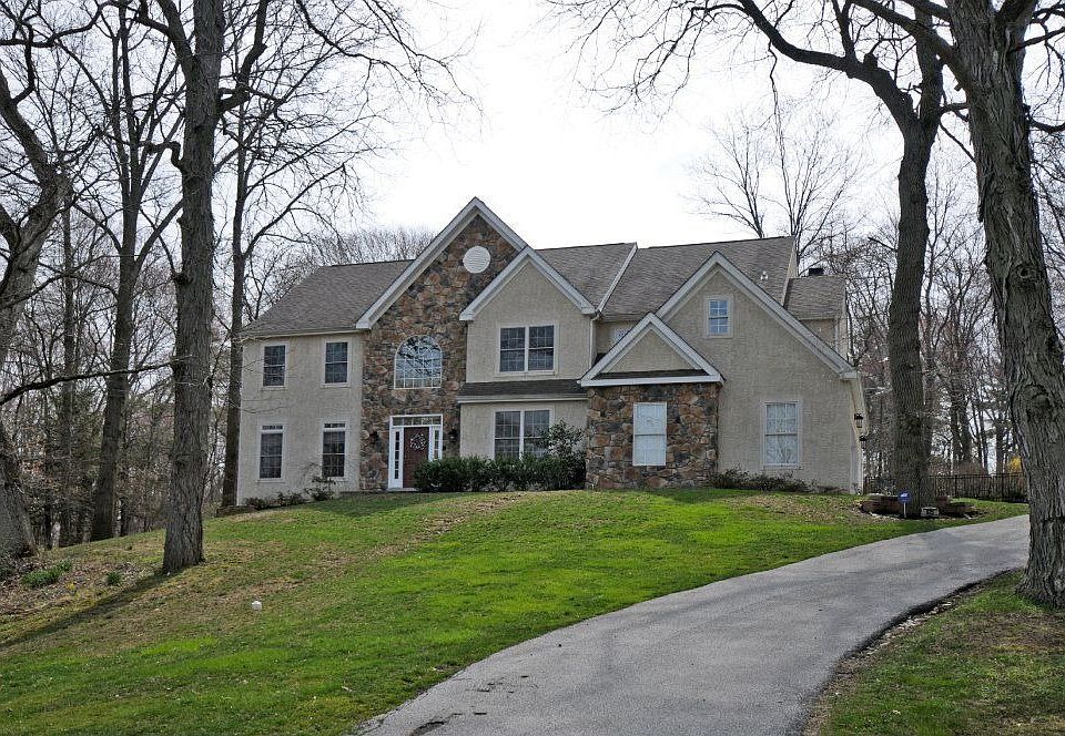 For Sale: 825 S. Bryn Mawr Avenue, Radnor, PA 19073