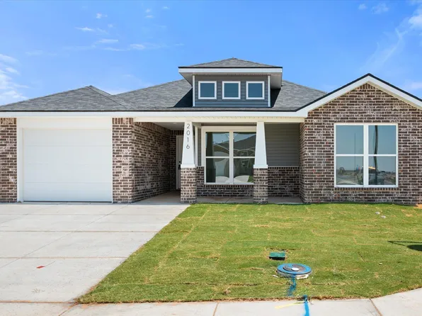 2016 Yellowhouse Ave, Wolfforth, TX 79382