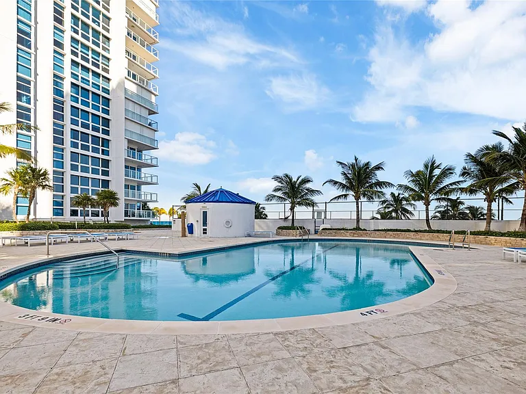 1360 S Ocean Blvd #403 — Photo 4