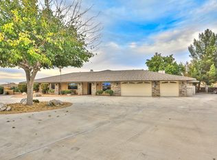 15229 Chaparral Ln, Apple Valley, CA 92307