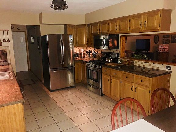 Newly Remodeled Kitchen 