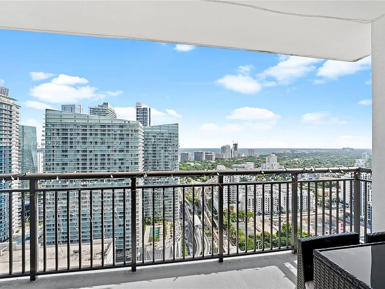 999 SW 1st Ave #3304 — Photo 7