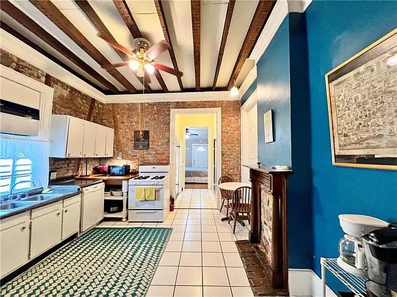 5th image of 2025 Dauphine St