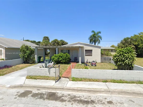 958 W 4th St, Riviera Beach, FL 33404