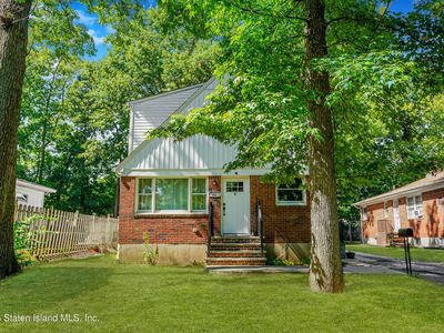 99 Acorn St, Staten Island, NY, 10306