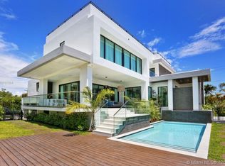 145 W McIntyre St, Key Biscayne, FL 33149