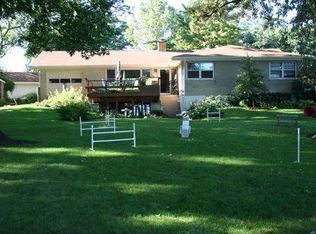 26344 W Central Rd, Ingleside, IL 60041