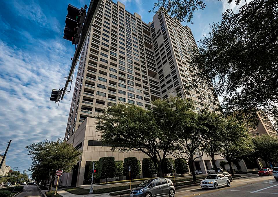 1st image of 1111 Hermann Dr Unit 14W
