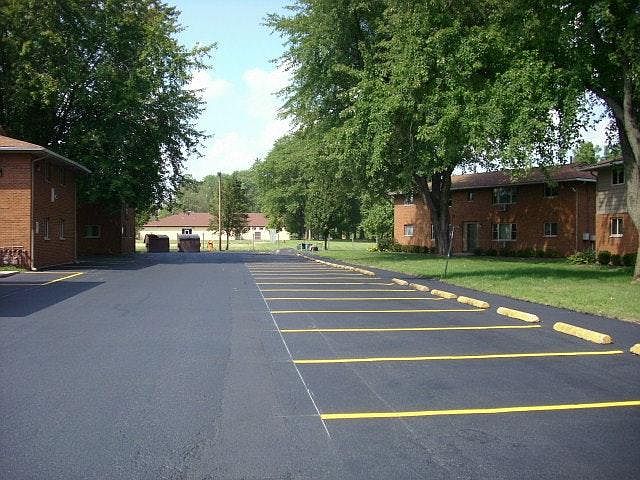 2nd image of 340 S Napoleon Ave