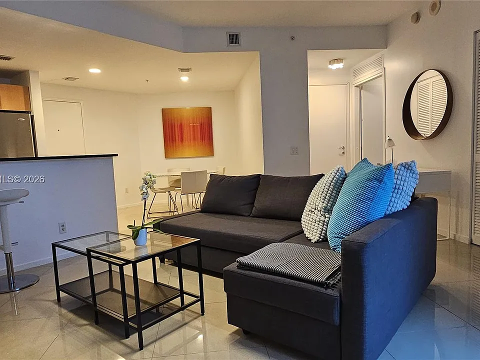 300 S Biscayne Blvd #T-2905