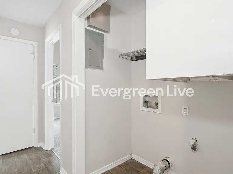 213 Eagle Dr — Photo 13