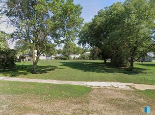 208 W Kluckholm St, Montrose, SD 57048