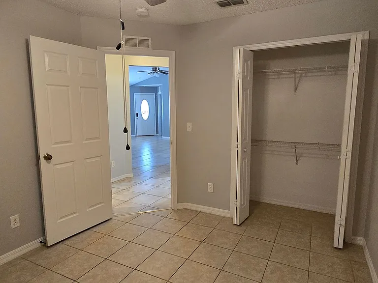 3412 Palm Beach Dr — Photo 17