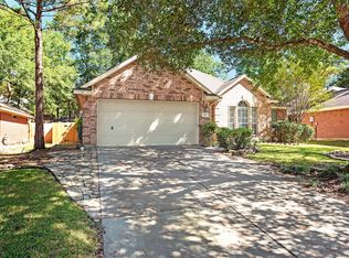 135 W Russet Grove Cir, Conroe, TX 77384