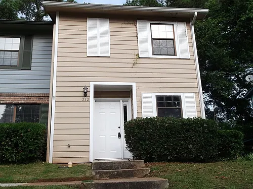 232 Candlebrook Dr Photo 1