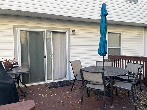 3rd image of 120 Mizpark Dr
