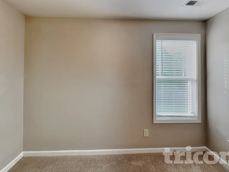 175 Crown Side Dr — Photo 12