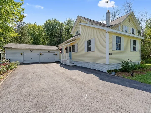 6810 Benedict Rd, East Syracuse, NY 13057