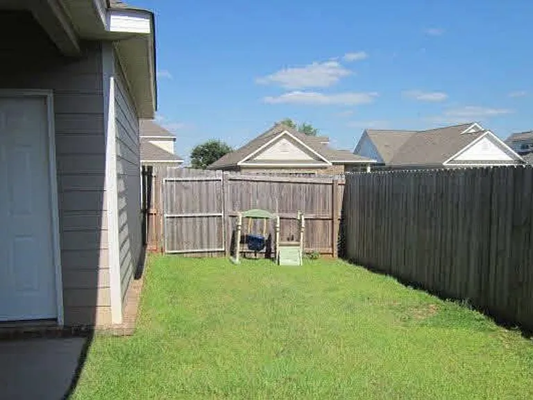 23946 Devonfield Ln — Photo 21